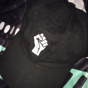 Black Power hat